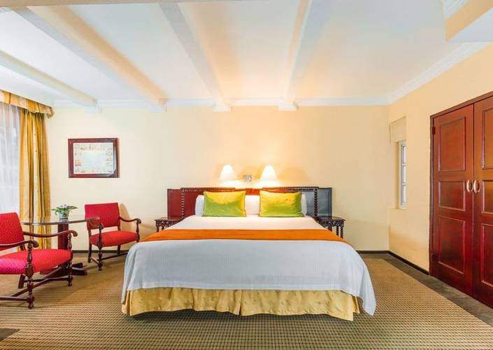 Single or double deluxe room geneve mexico city hotel Single or double deluxe room geneve mexico city hotel