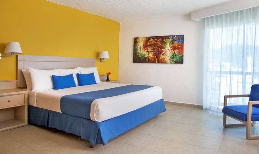 Standard room with mountain view Calinda Beach Acapulco Hotel