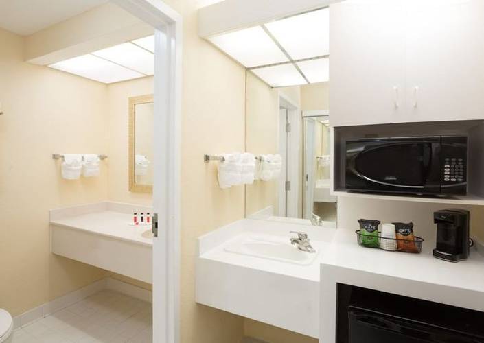 HabitaciÓn estÁndar hotel ramada gateway orlando florida HabitaciÓn estÁndar hotel ramada gateway orlando florida