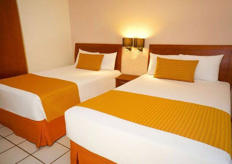 Standard two-bed Viva Villahermosa Hotel