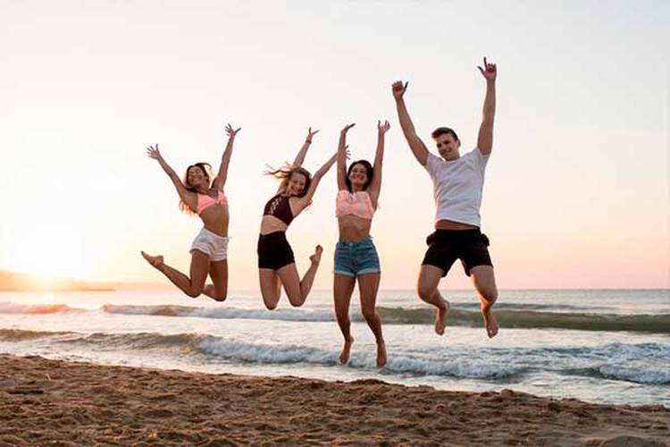 BECAUSE TO TRAVEL IS TO LIVE...BOOK 4 NIGHTS WITH A SPECIAL RATE! Ostar Grupo Hotelero BECAUSE TO TRAVEL IS TO LIVE...BOOK 4 NIGHTS WITH A SPECIAL RATE! Ostar Grupo Hotelero