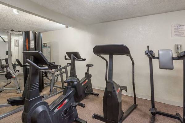 Gym Ramada Gateway Orlando Hotel