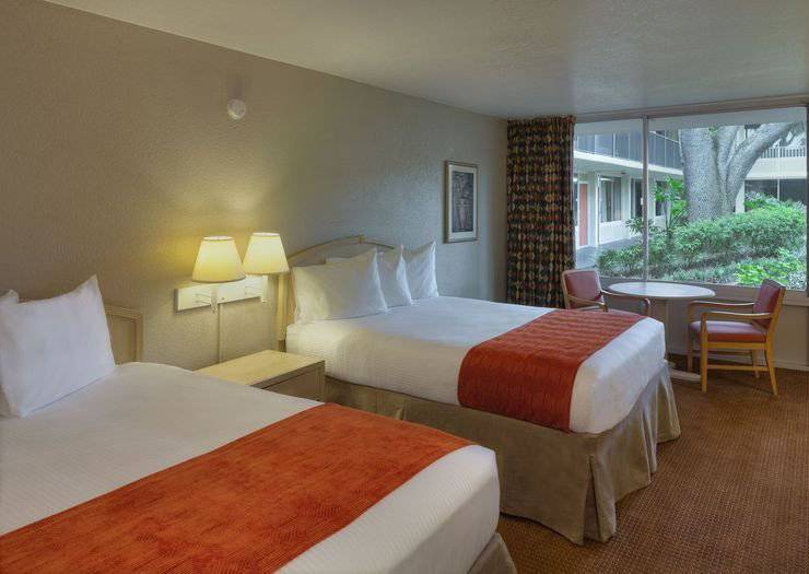 Standard room Ramada Gateway Orlando Hotel Standard room Ramada Gateway Orlando Hotel