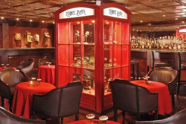 Phone bar Geneve Mexico City Hotel Phone bar Geneve Mexico City Hotel