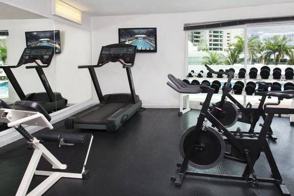 Gym Amares Acapulco Hotel