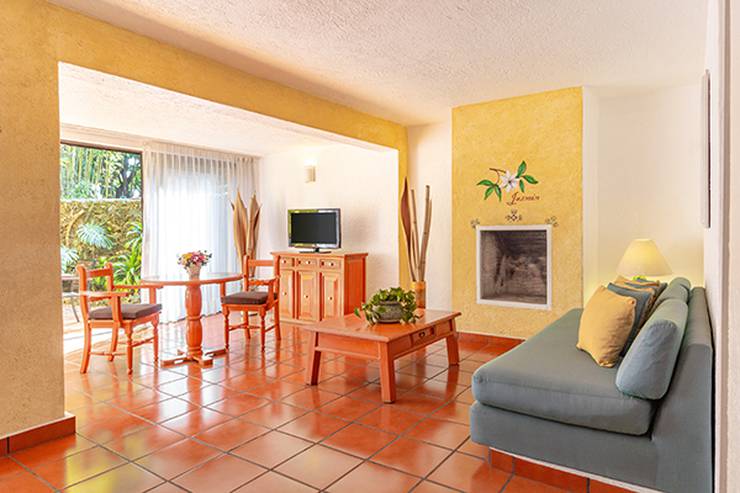Junior suite hotel racquet cuernavaca Junior suite hotel racquet cuernavaca