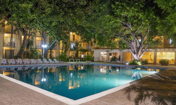 Swimming pool Viva Villahermosa Hotel in Villahermosa Swimming pool Viva Villahermosa Hotel in Villahermosa
