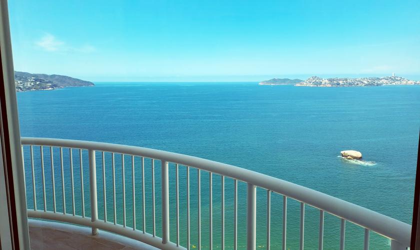 Royal suite doble vista al mar Hotel Amares Acapulco Royal suite doble vista al mar Hotel Amares Acapulco