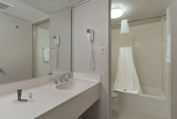 Habitación Estándar Hotel Ramada Gateway Orlando Habitación Estándar Hotel Ramada Gateway Orlando